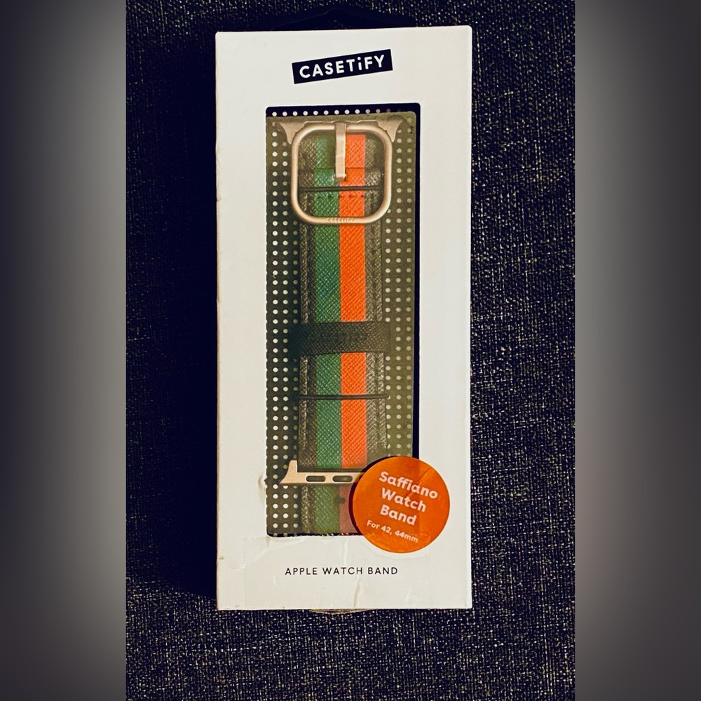 NEW Casetify Chic Stripe Apple Watch Strap Saffiano Watch Band 42mm & 44mm - Picture 5 of 10